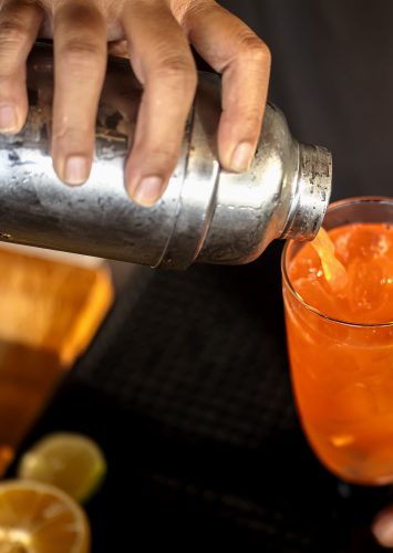 We Asked 12 Bartenders For The Cocktails They NEVER Order – delish