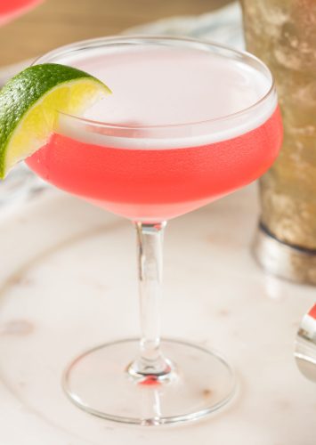 Bartenders Reveal 10 Cocktails That Nobody Over 30 Should Order—And What To Drink Instead – delish
